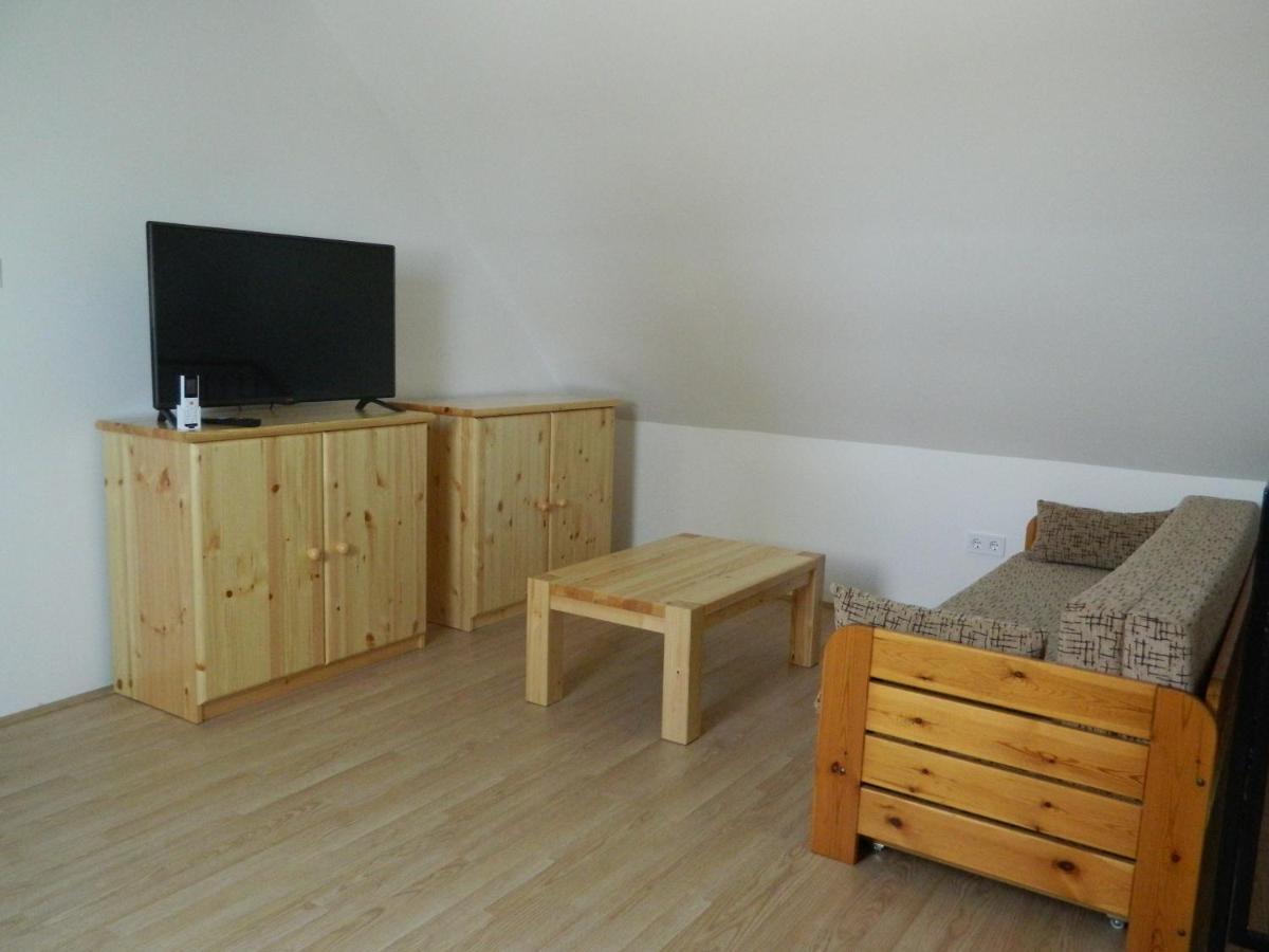 Familia-Pelso Apartmanhaz Zamárdi Zewnętrze zdjęcie