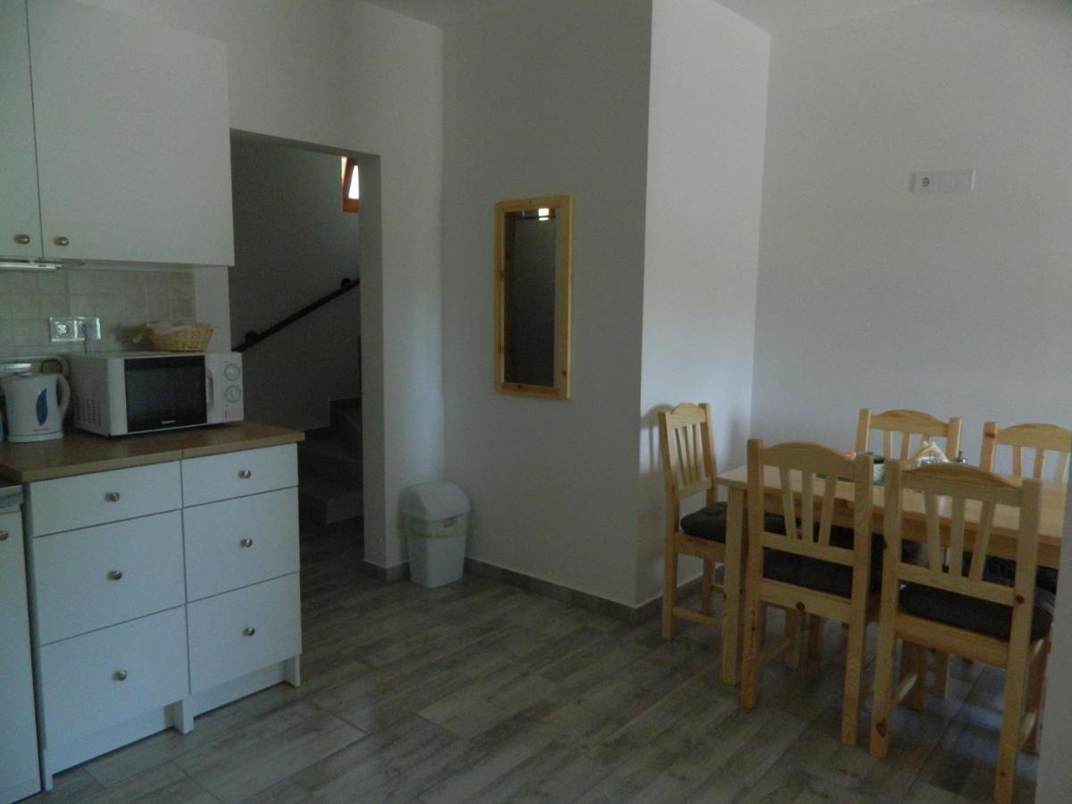 Familia-Pelso Apartmanhaz Zamárdi Zewnętrze zdjęcie