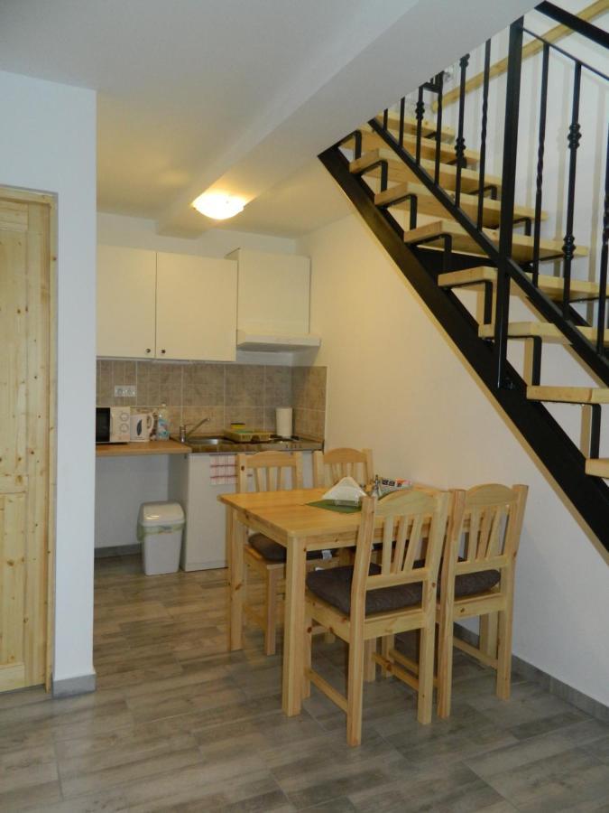 Familia-Pelso Apartmanhaz Zamárdi Zewnętrze zdjęcie
